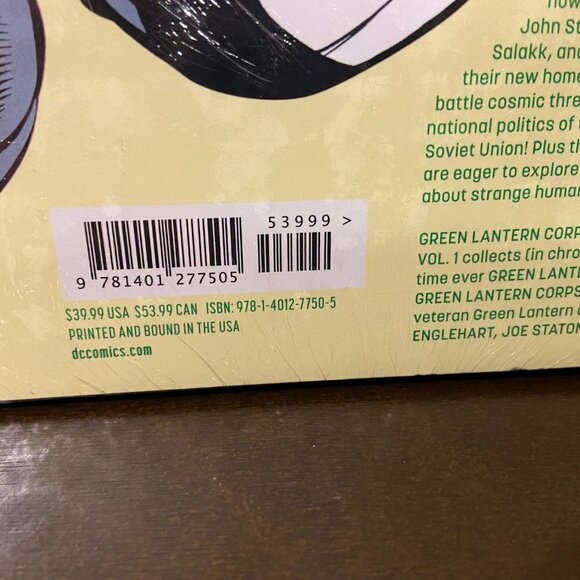 Set of 2 Collector's DC Comics Hardcover Green Lantern Books - Brand new! - Picture 4 of 4